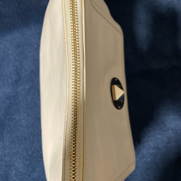 KATE SPADE White Leather shoulder bag - Picture 6 of 10